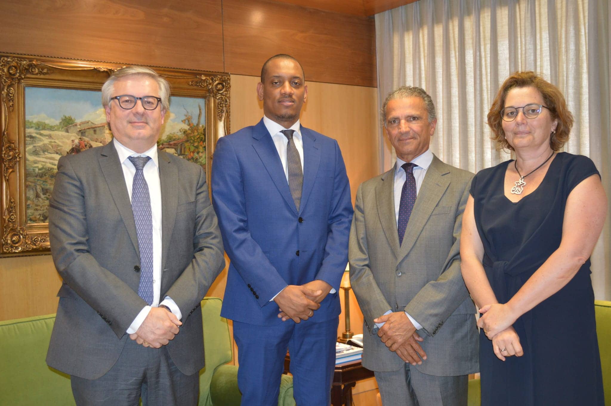 <p>
	TCGB EM A&Ccedil;&Atilde;O!</p>
<p>
	Encontro entre Presidentes dos Tribunais de Contas da Guin&eacute;-Bissau e de Portugal</p>
