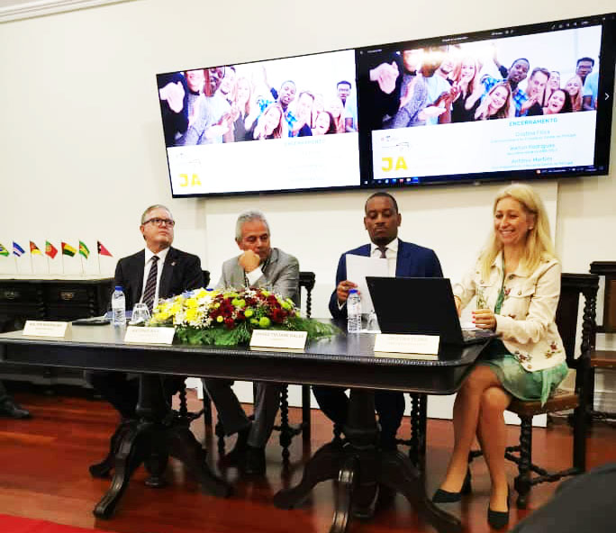 <p>
	ENCONTRO DE JOVENS AUDITORES DA OISC/CPLPP</p>
<p>
	&nbsp;</p>
